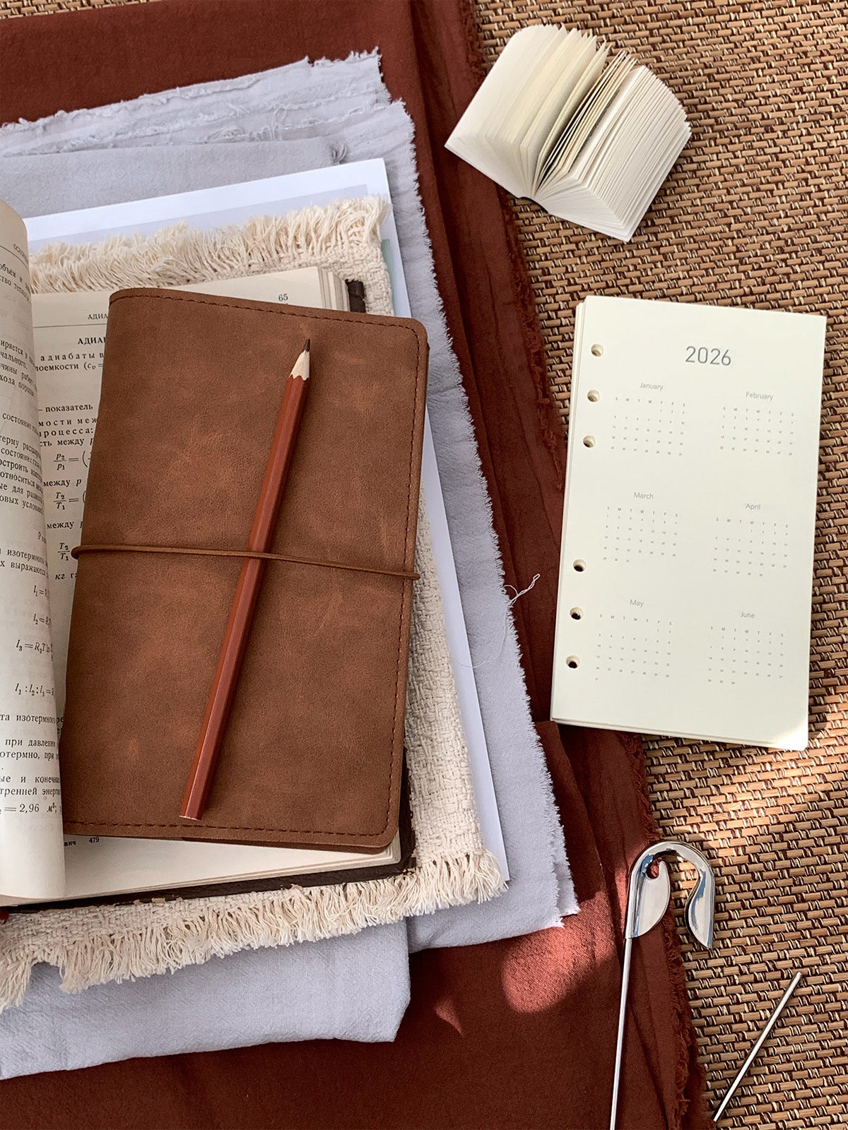 PU Leather Ring Binder | M5/A6/A7/Personal | Vintage Blank Journal for Travel (Faux Leather, Not Real Sheepskin)