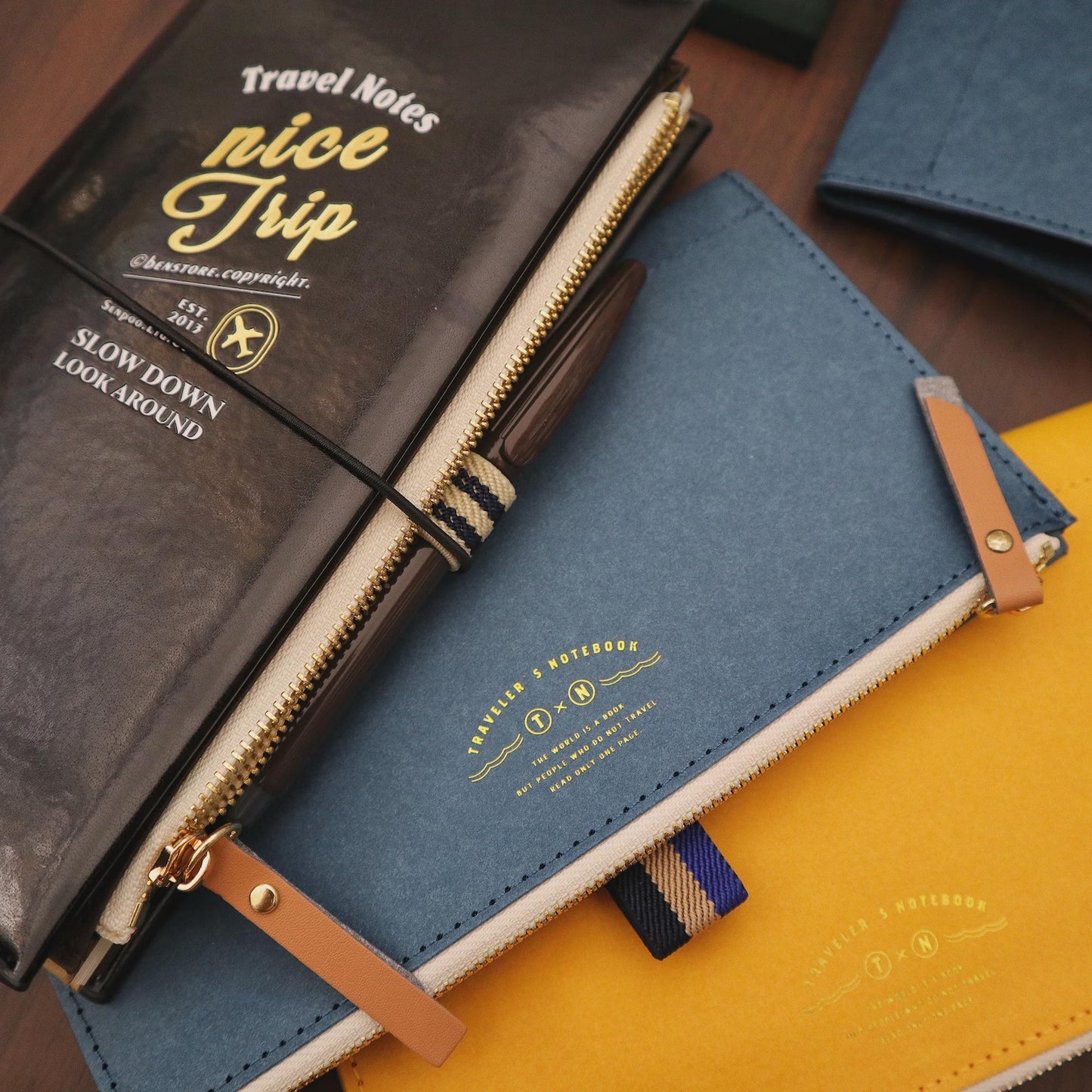Washable Kraft Paper Zipper Pouch with Pen Loop for Journals