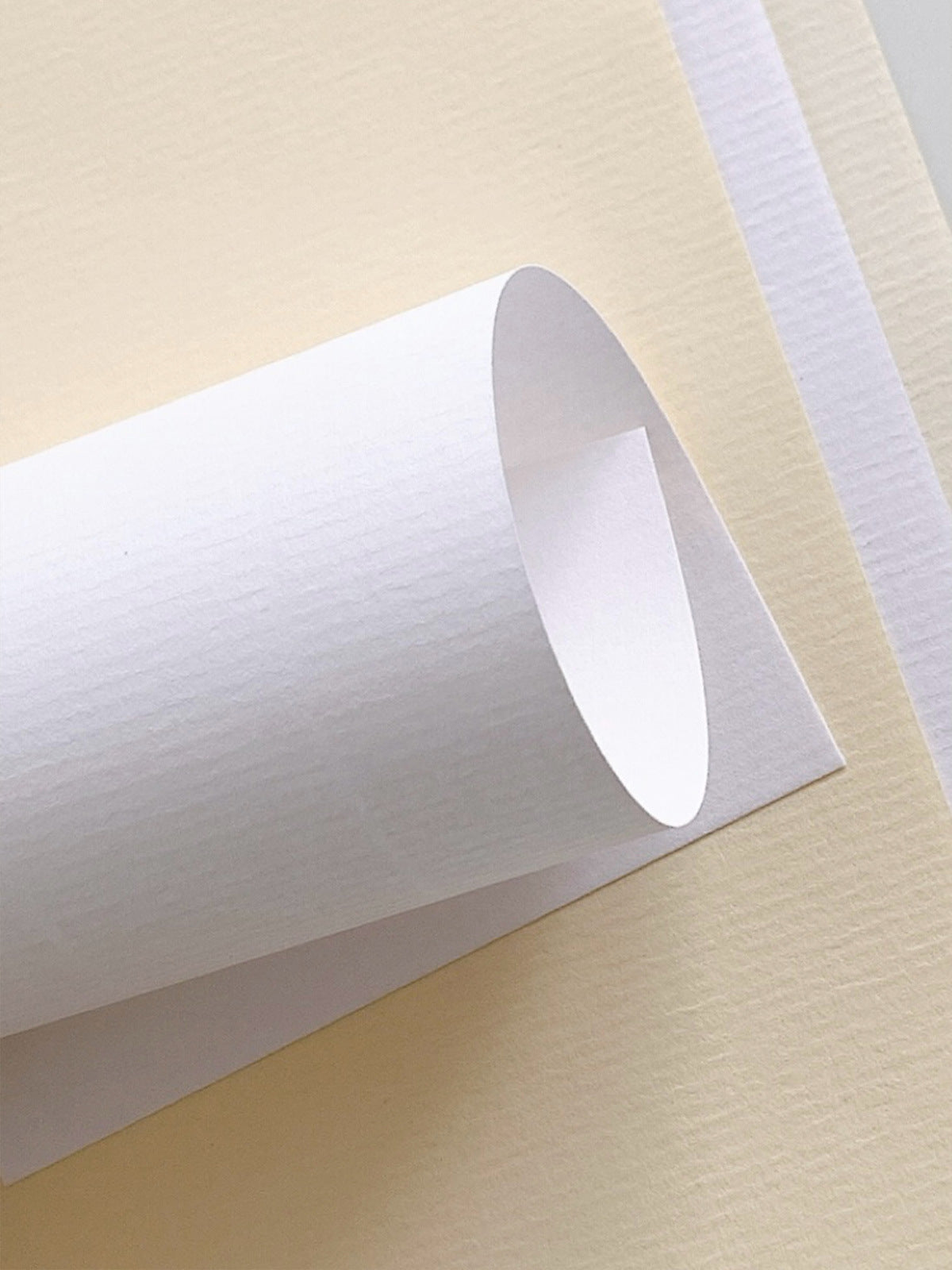 Smooth blank loose leaf pages for journaling notes and scrapbook layering