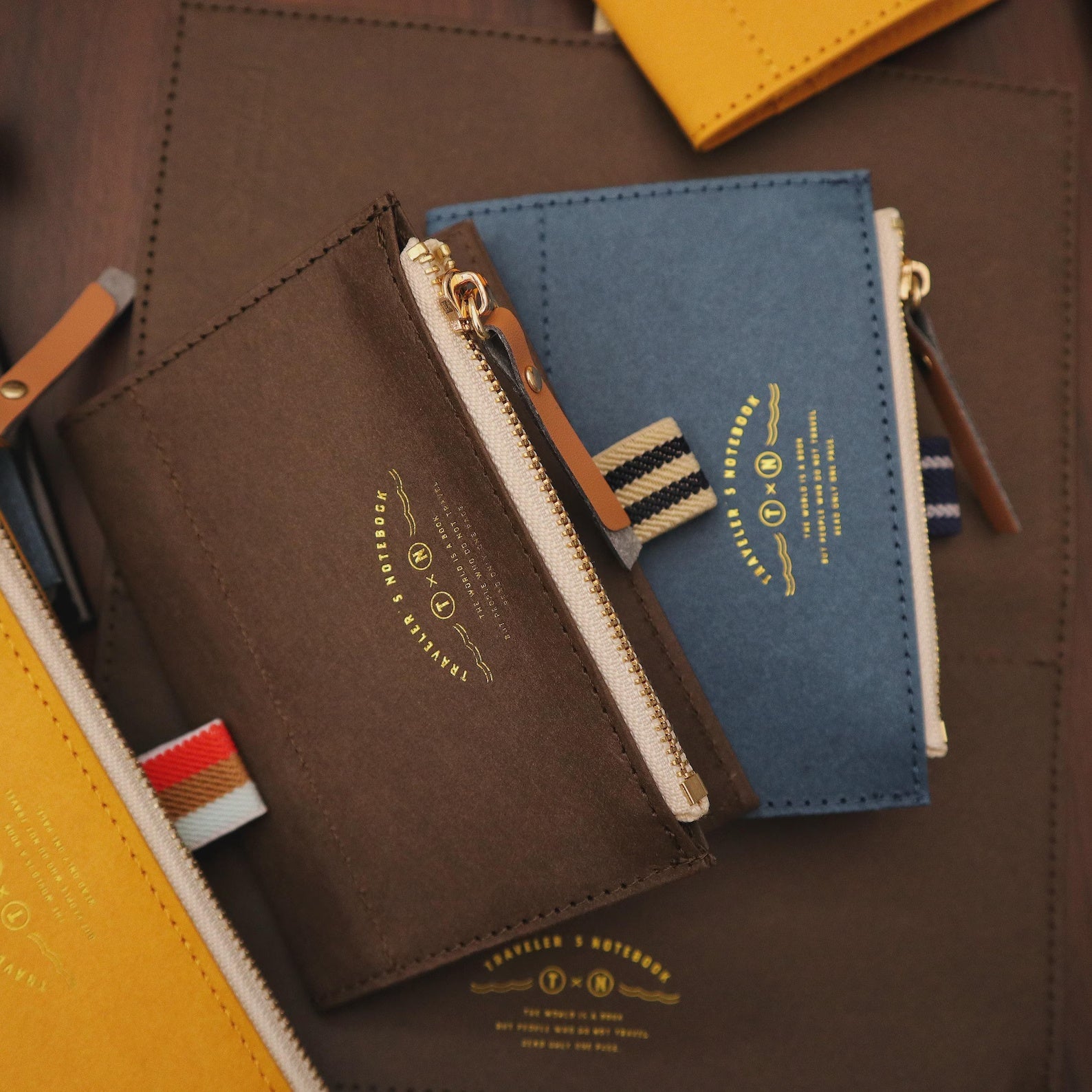 Washable Kraft Paper Zipper Pouch with Pen Loop for Journals