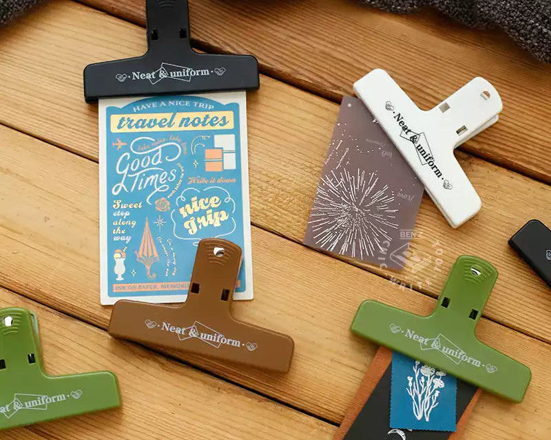 Colorful Plastic Magnetic Clips for Journals, Books and Planners