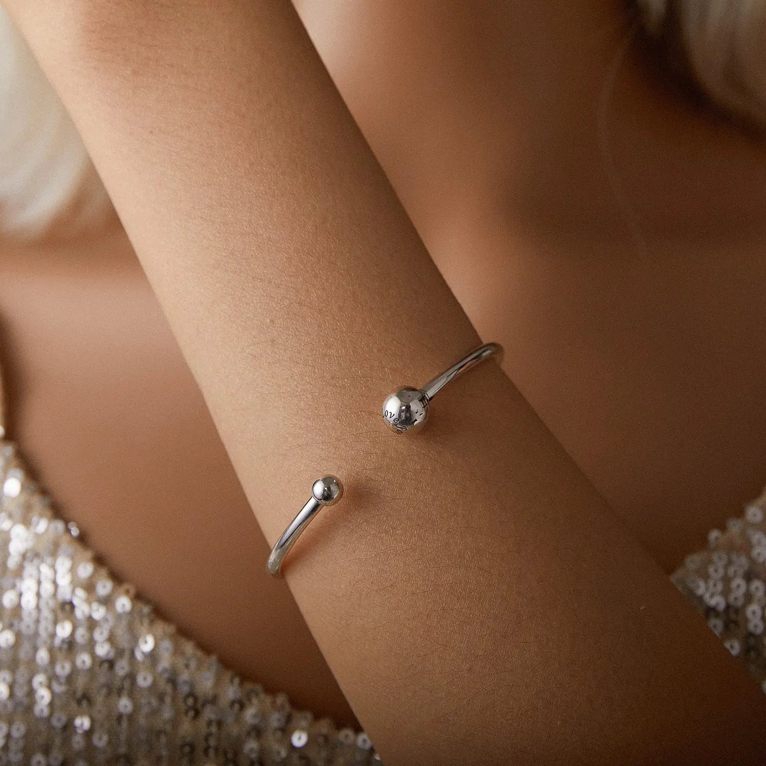 Screw Ball Bangle Silver Charm Bracelet Kozy Lumiere