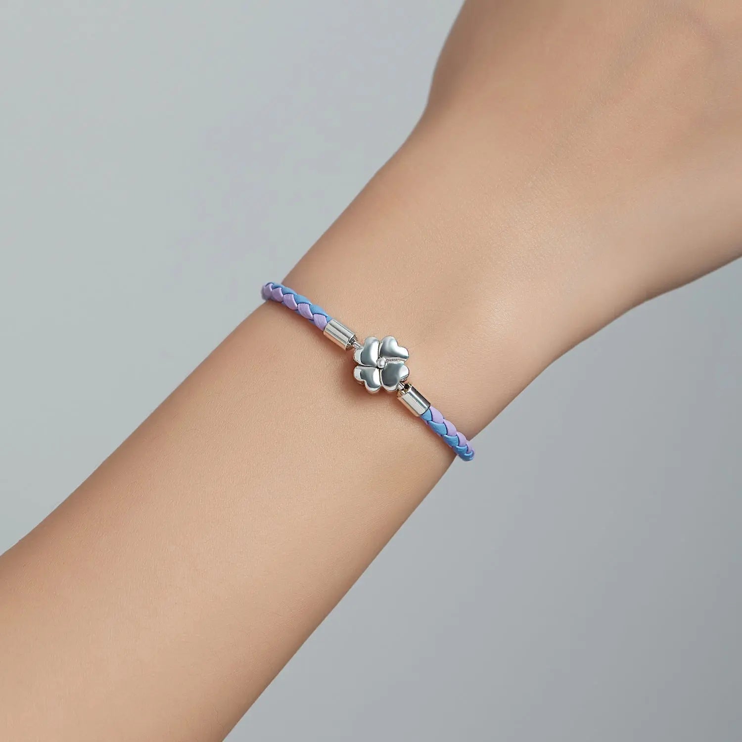 Lucky Clover Clasp Braided Leather Bracelet Kozy Lumiere